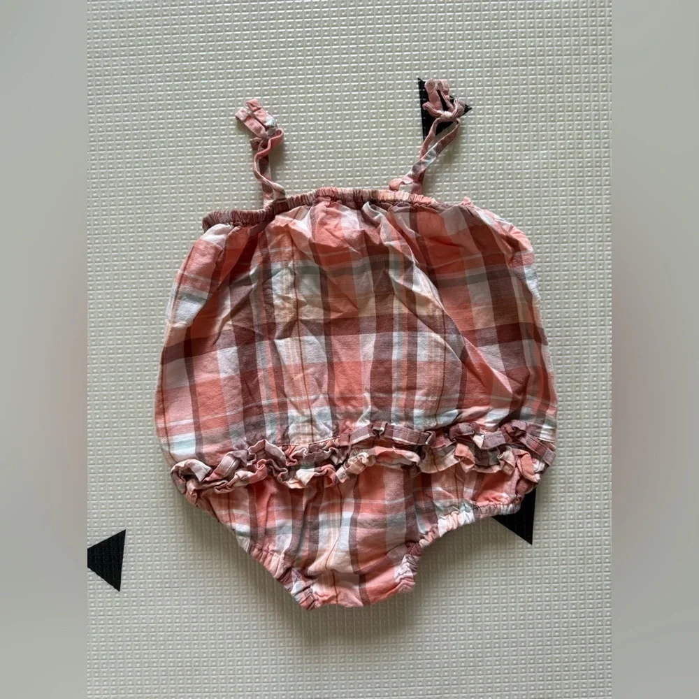 Baby b’gosh|Baby girl Plaid sleeveless bubble Romper with cute straps•Boho fall
